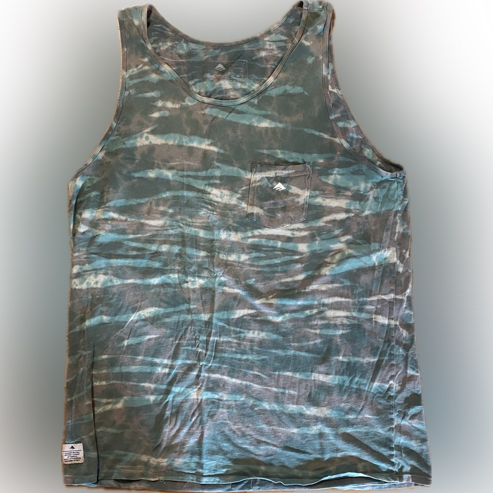 Emerica. tank top, size XL, color camouflage